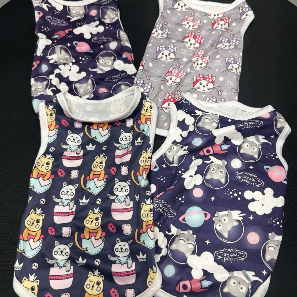Lot Of 4 Girl Cat‎ Tshirts Small